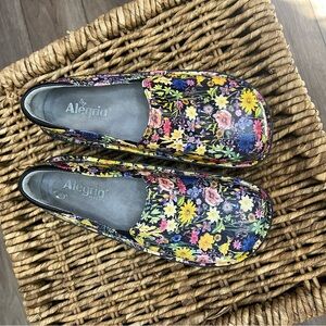 Alegria Floral Multicolor Mules Nurse Approved!